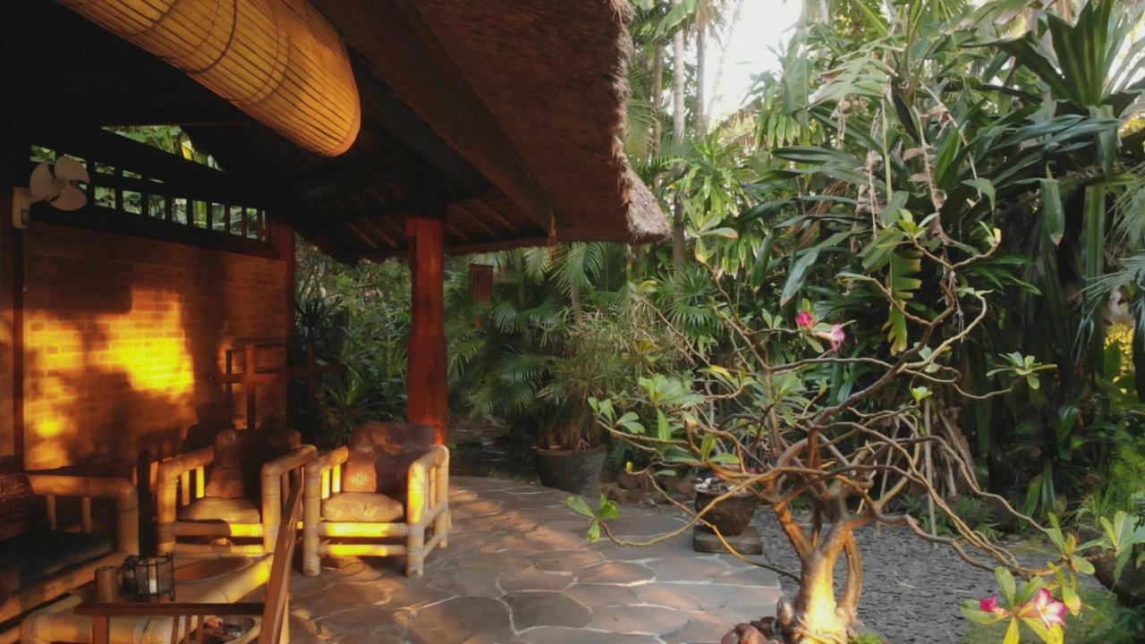 Ciliks Beach Garden Kubutambahan  Exterior photo