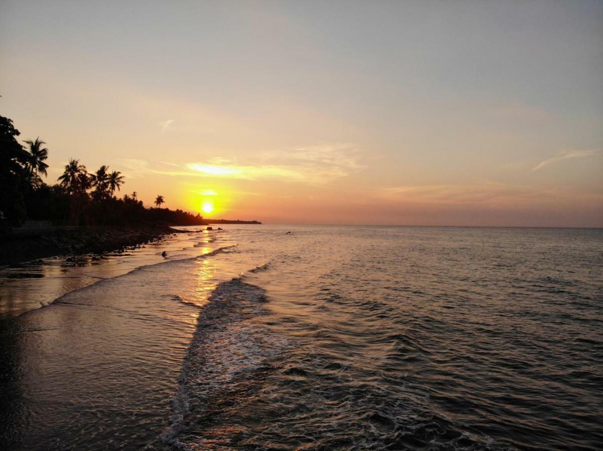 Ciliks Beach Garden Kubutambahan  Exterior photo