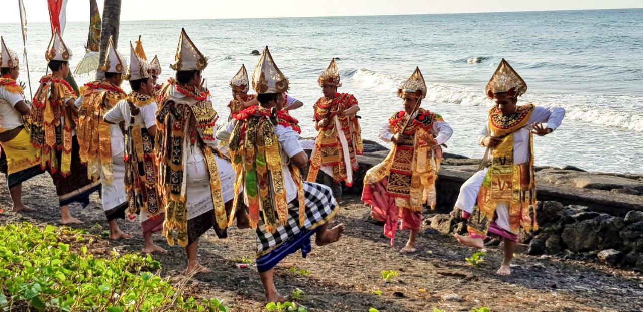 Ciliks Beach Garden Kubutambahan  Exterior photo